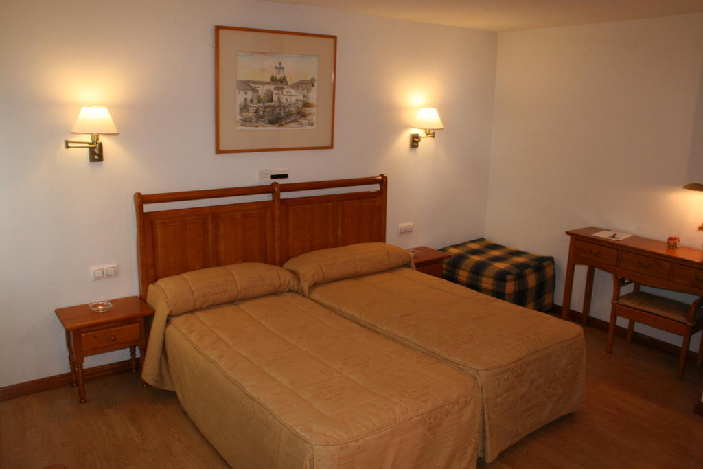 Hotel Rural Mariblanca Саседон Номер фото